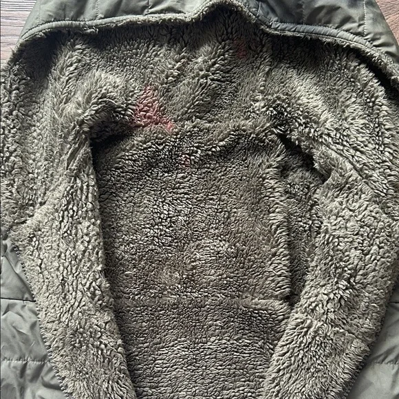 The North Face Women's Green Hooded Puffer Coat reversible size M - Picture 4 of 5